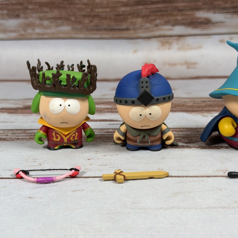 Kidrobot South Park The Stick of Truth Set of 4 Mini Vinyl Figures 2.5" w/ Props - Picture 2 of 6